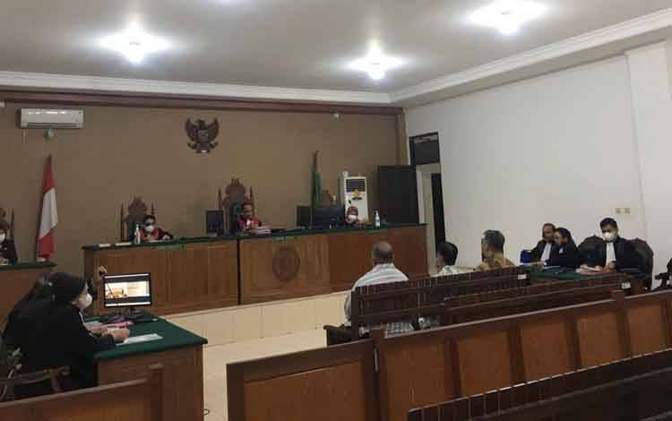 Ini Permintaan Penasehat Hukum Terdakwa Perkara Korupsi Kasus Korupsi Kontainer Lapak PKL Yos Sudarso