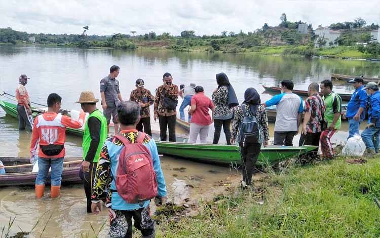 Wabup Barito Timur: Restocking Ikan untuk Kembalikan Keanekaragaman Hayati