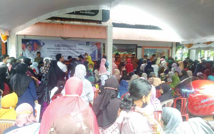 Pengambilan BLT BBM Tidak Boleh Diwakilkan Orang di Luar KK