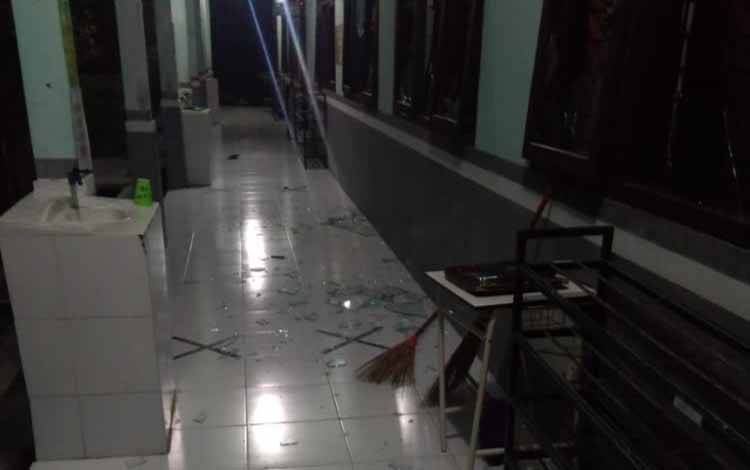 Sekelompok Remaja Diduga Lakukan Pengrusakan SMPN 11 Pangkalan Bun?