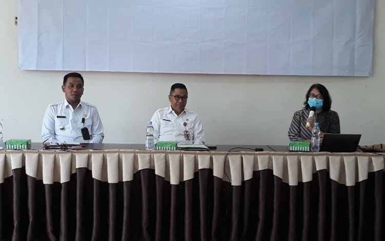 Disbun Kalteng Bersama Kemenko Perekonomian Sosialisasikan Terkait Perizinan