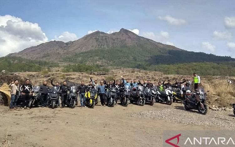 Cara Berkendara Skutik di Lintasan "Offroad" Menurut Instruktur Yamaha