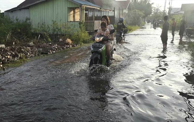 Mendawai Mulai Terendam Banjir