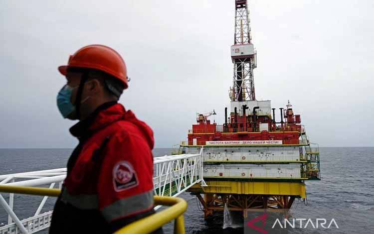 Indonesia Pertimbangkan Beli Minyak Rusia karena Harga Melonjak