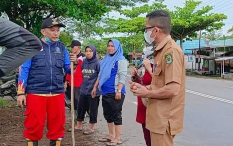 Camat Selat Harapkan Budaya Gotong Royong Terus Dipertahankan