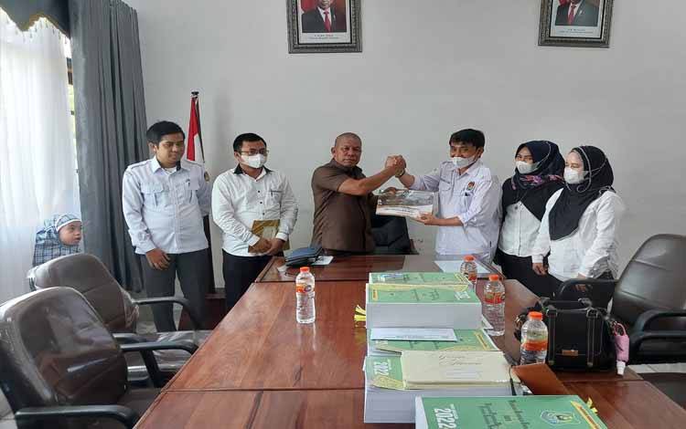 Hasil Revisi, KPU Kapuas Sampaikan Usulan RAB Pilbup dan Wabup 2024 ke DPRD Kapuas