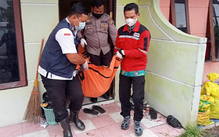 Seorang Pemuda di Baamang Ditemukan Bunuh Diri di Kamar Barak Temannya