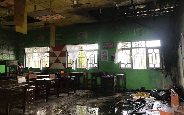 Ruang Kelas SMPN 3 Sampit Terbakar