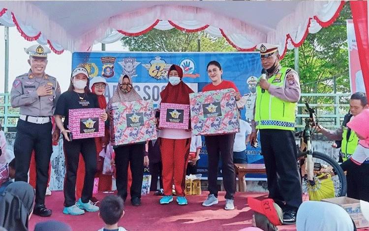 Satlantas Polres Kapuas Sosialisasikan Program Kepolisian Lewat Kegiatan Ini di Area CFD
