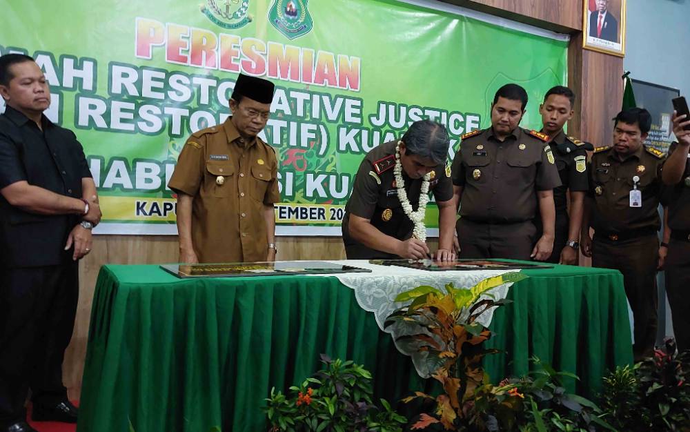 Kajati Kalteng Resmikan Rumah Restorative Justice dan Balai Rehabilitasi di Kuala Kapuas