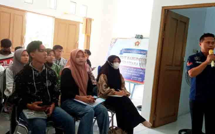 Mahasiswa Politeknik Muara Teweh Belajar Jurnalis dengan Sekretariat PWI Barito Utara
