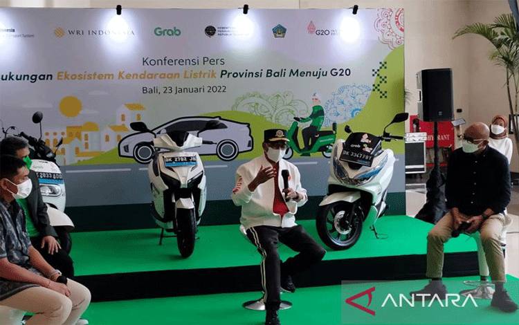 Kemenhub Upayakan Subsidi Konversi Kendaraan BBM ke Listrik