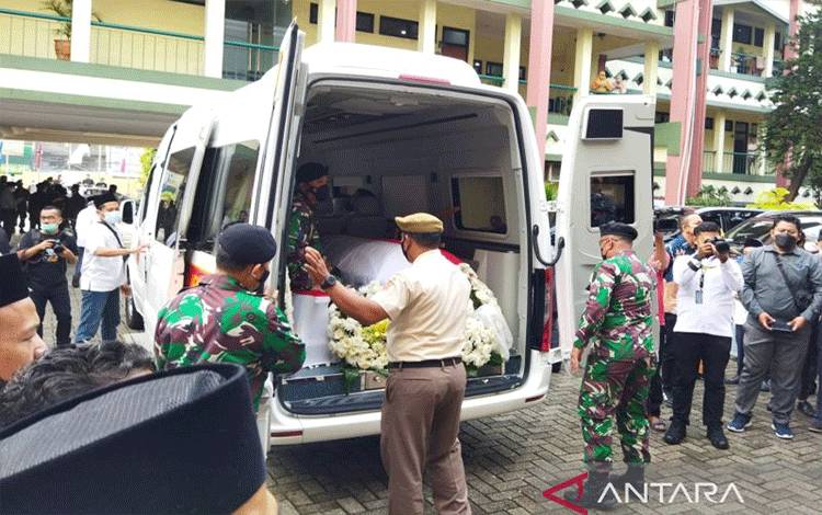Jenazah Prof Azyumardi Azra Diberangkatkan ke TMP Kalibata