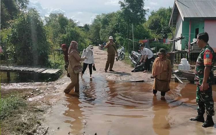 Debit Air Kelurahan Marang Mulai Turun