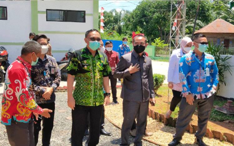 Wakil Bupati dan Ketua DPRD Katingan Hadiri Simulasi Survei Akreditasi RSUD Mas Amsyar Kasongan