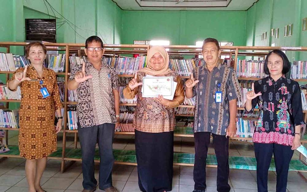 Perpustakaan SMAN 1 Tamiang Layang Terima Akreditasi C dari Perpustakaan Nasional