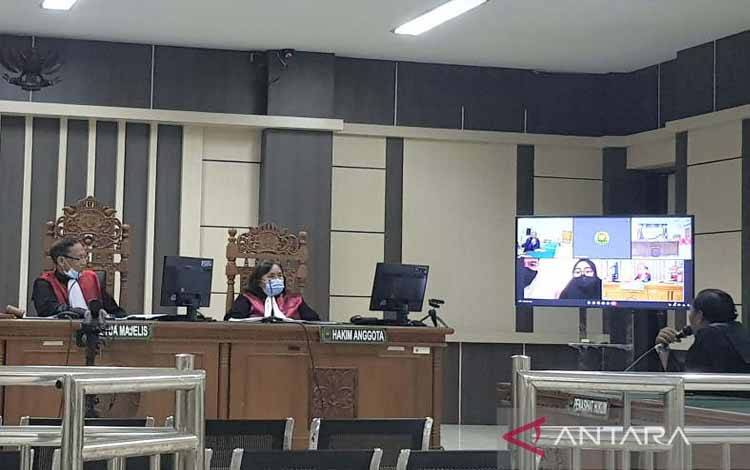 Pasutri Anggota Polisi Dihukum 6 Tahun karena Korupsi PNBP