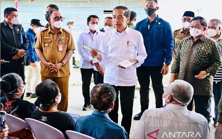 Presiden Sebut Bansos akan Ditambah Jika APBN Berlebih