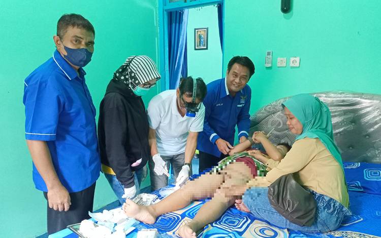 Wakil Ketua II DPRD Barito Timur Adakan Sunatan Massal