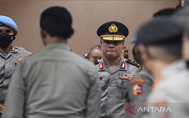 Jokowi Tandatangani Surat Pemecatan Ferdy Sambo