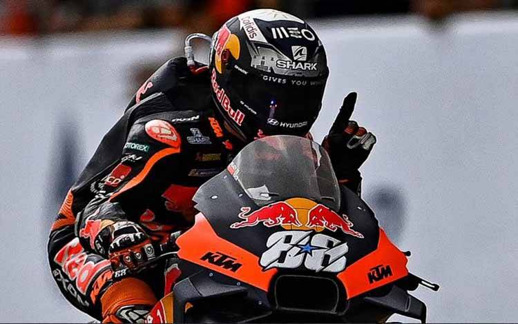 Rajai Lintasan Basah Buriram, Oliveira Menangi MotoGP Thailand