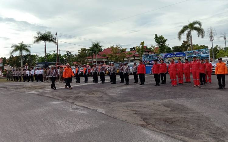 Polres Sukamara Apel Gelar Pasukan Operasi Zebra Telabang?dan Penanggulangan Karhutla