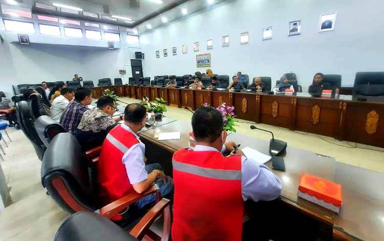 Perusahaan Tambang Diharapkan Bangun Jalan Khusus