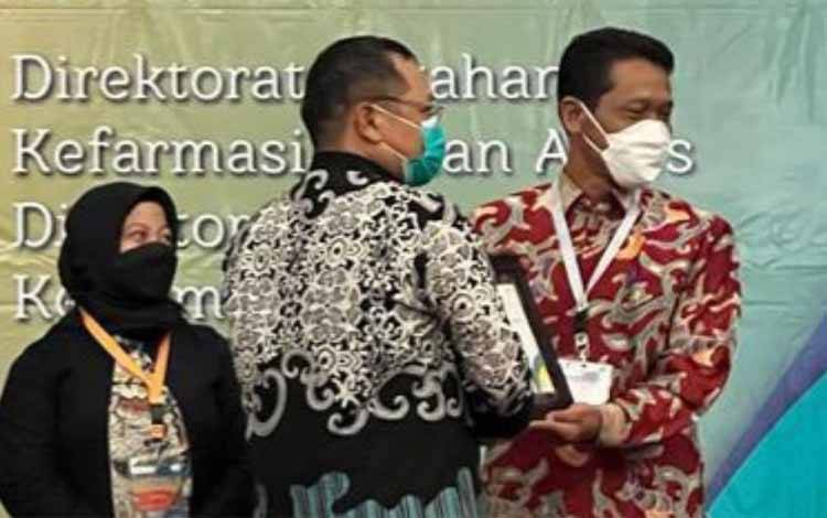 RSUD Kuala Kapuas Raih Juara Ketiga Penggunaan Alkes Regional Kalimantan