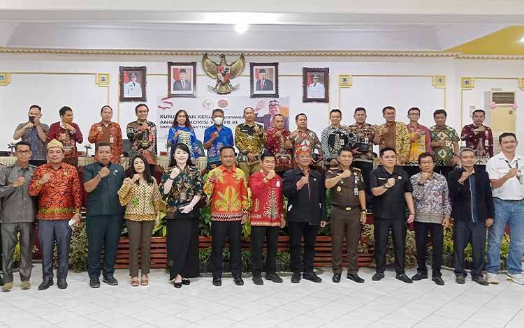 Anggota Komisi VII DPR RI Serap Aspirasi Masyarakat di Barito Timur