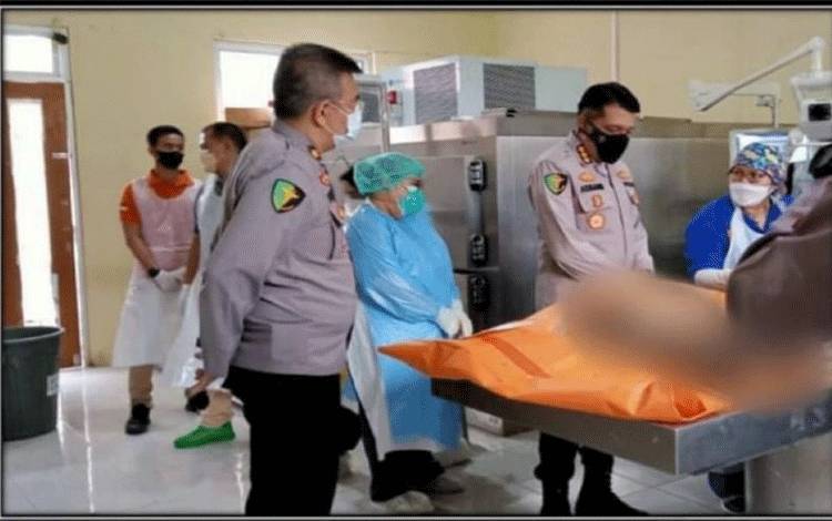 5 Jenazah 1 Keluarga Korban Pembunuhan Diotopsi