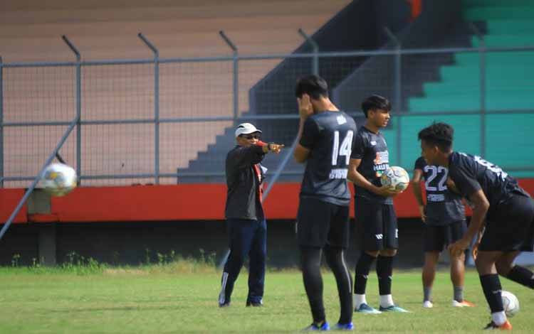 Liga Ditunda, Kalteng Putra Tetap Latihan Pemantapan