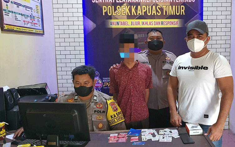 Curi Puluhan Voucher Internet di Toko, Pemuda Ini Diamankan Polsek Kapuas Timur