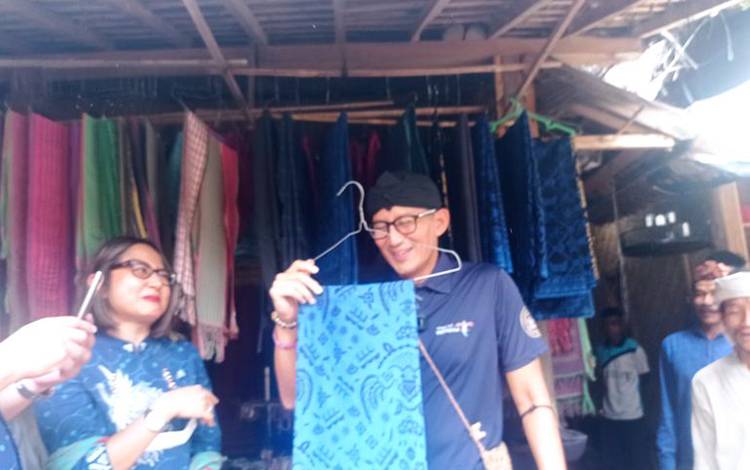 Menparekraf Targetkan 2024 Pariwisata Serap 4,4 Juta Tenaga Kerja Baru