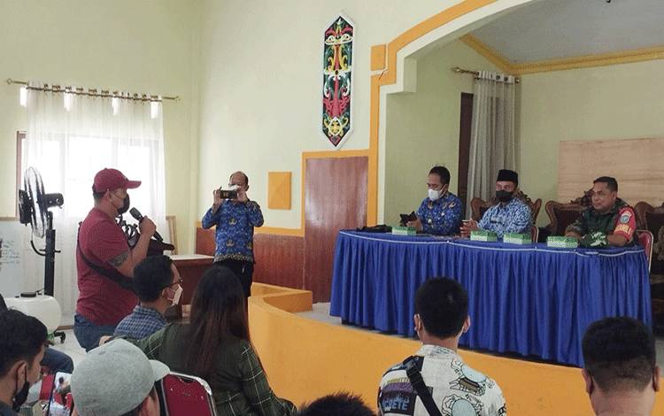 Kecamatan Pahandut Panggil Pengelola Pangkalan LPG