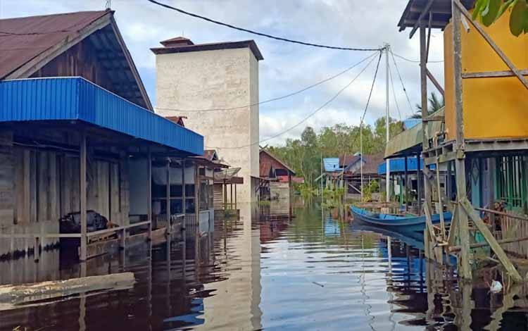 Bupati Kotim Minta Seluruh SOPD Waspada dan Responsif Terhadap Kejadian Banjir Serta Dampaknya