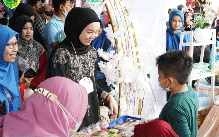 Ketua TP-PKK Palangka Raya Ajak Orangtua Ajarkan Anak Soal Bisnis