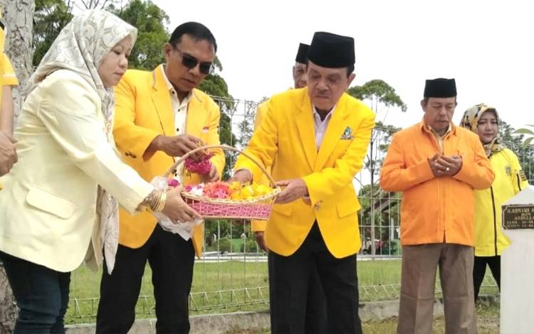 Abdul Razak Ajak Generasi Muda Selalu Menghormati Jasa Pahlawan