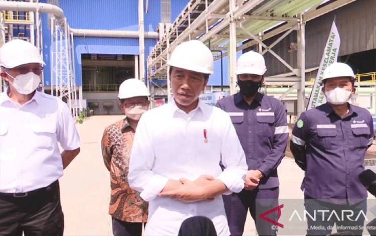 Jokowi: Smelter Baru Timah Tunjukkan Keseriusan Hilirisasi