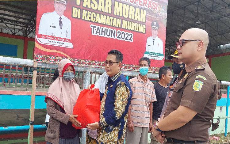 Pasar Murah Disambut Anatusias Warga