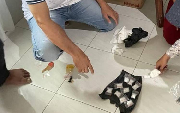 IRT Ini Ditangkap Polisi karena Nyambi Jualan Sabu