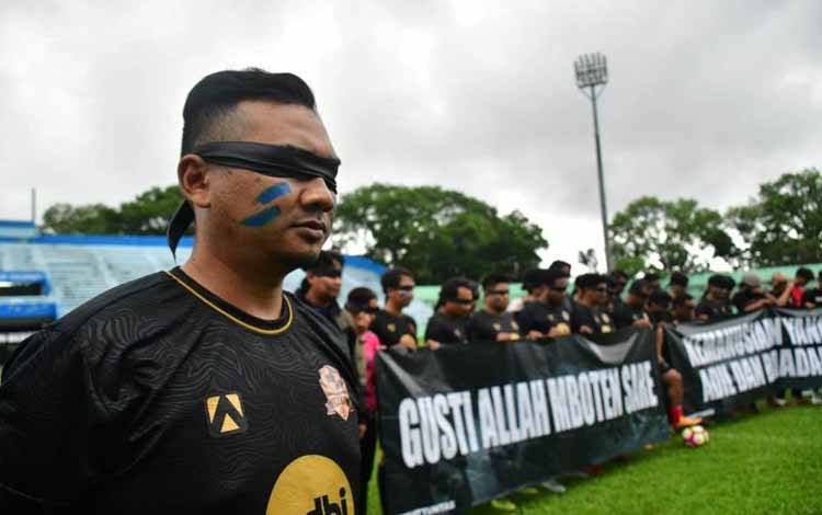 Jurnalis Malang Raya Gelar Aksi Solidaritas Tragedi Kanjuruhan