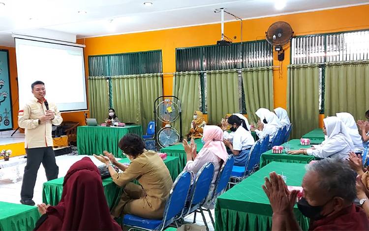 SMKN 3 Palangka Raya Adakan Pembinaan Karakter dan Pendidikan Keluarga