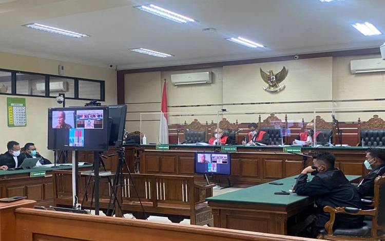 Hakim PN Surabaya Nonaktif Itong Isnaeni Divonis 5 Tahun Penjara
