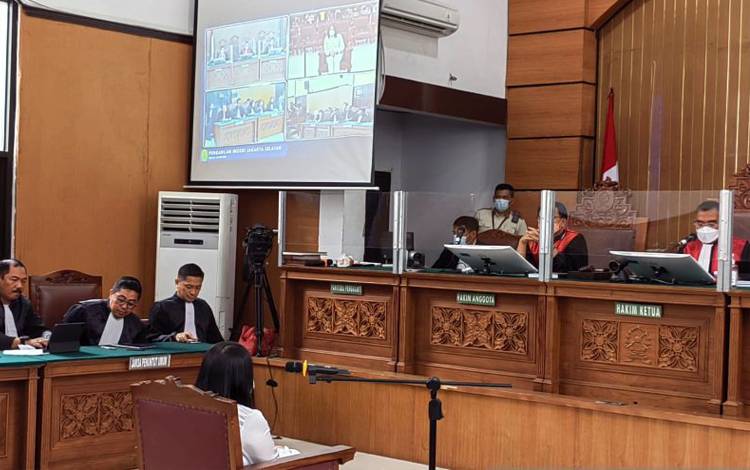 Majelis Hakim Tolak Keberatan Penasehat Hukum Putri Chandrawati