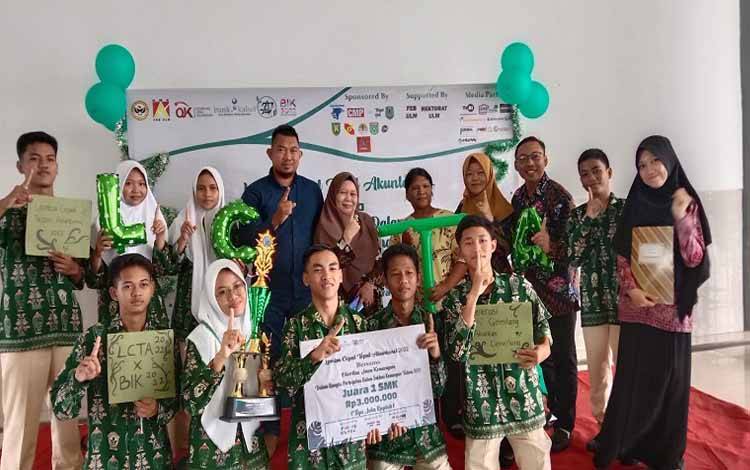 SMKN 1 Sampit Juara 1 Lomba Akuntansi Seluruh Kalimantan?