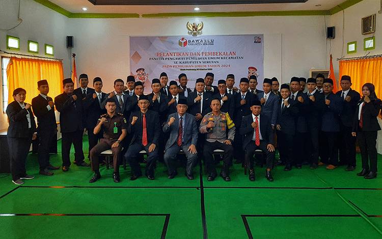 30 Anggota Panwaslu Kecamatan di Seruyan Resmi Dilantik