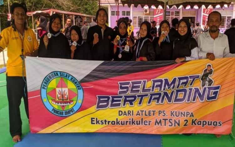 Sejumlah Peserta Didik MTsN 2 Kapuas Raih Juara di Kejuaraan Pencak Silat Kecamatan Kapuas Timur