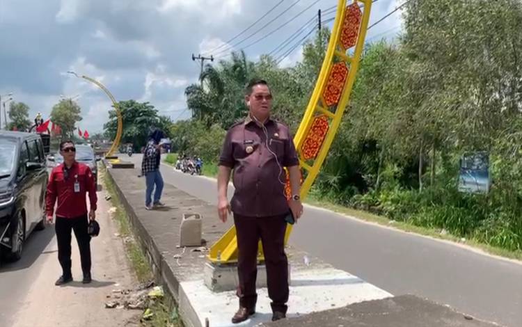 Terowongan Cahaya Bukan Sekedar Penerangan, Namun Unik dan Satu-Satunya di Indonesia?