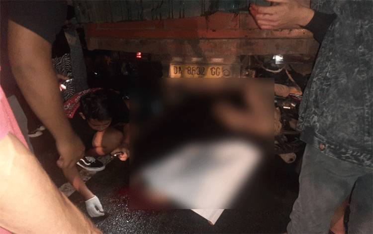 Usai Seruduk Truk di RTA Milono Seorang Pemuda Tewas di Tempat, Temannya Kritis