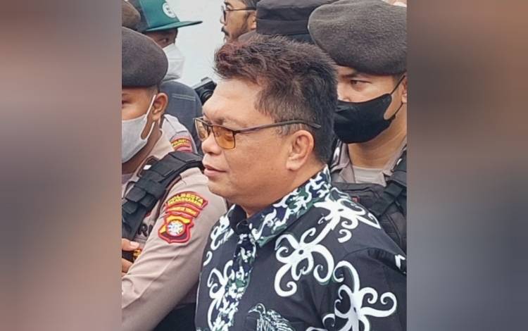 DPRD Kalteng Dukung Kebijakan Bupati Gunung Mas Tutup Jalan Palangka Raya - Kuala Kurun